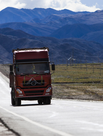 A Leading Trucking Company Focused on Trust and Family Values